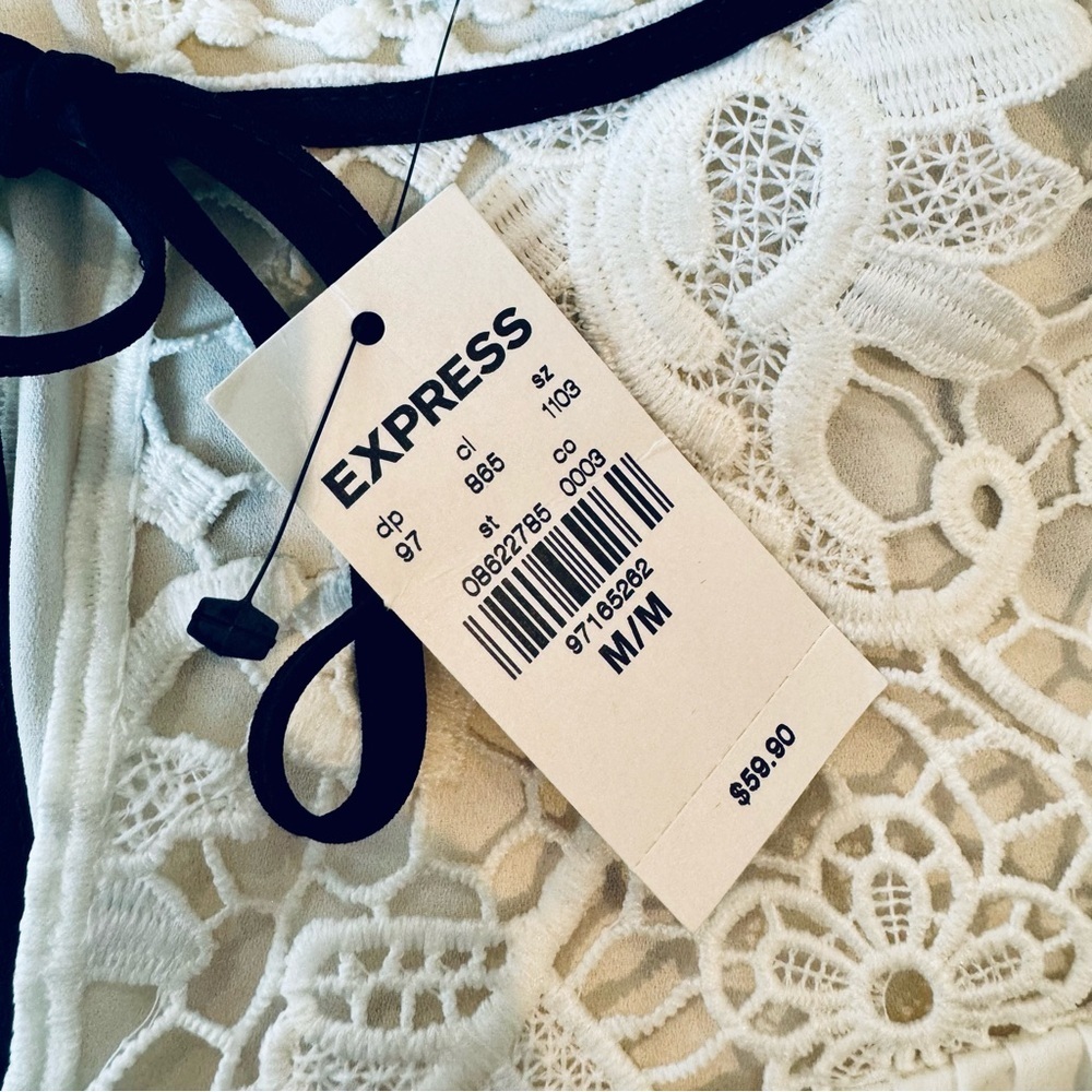 Express | Cream Lace Yoke Long Sleeve Blouse M NWT - Picture 12 of 14